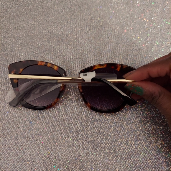 Torrid Cat eye Smoke Lens Sunglasses - Picture 3 of 7